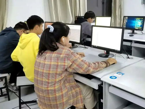 計(jì)算機(jī)基礎(chǔ)能力提升工程專項(xiàng)培訓(xùn)會(huì) 夯實(shí)基礎(chǔ)，賦能未來